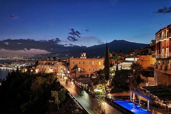 Etna Up Close: Day Trip to Mount Etna and Taormina from Syracuse photo 6