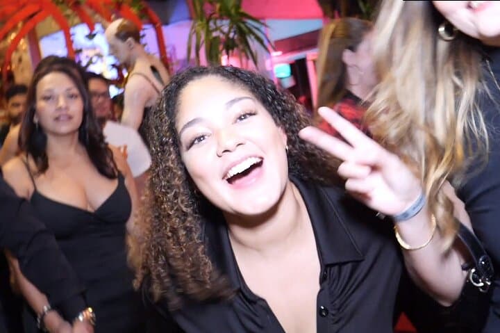 Houston Nightlife Tour: Downtown After Dark Walking Experience