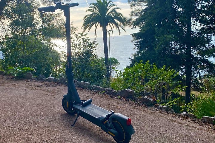 Electric Scooter Rental in Nice: Cruise the Promenade and Old Town photo 2