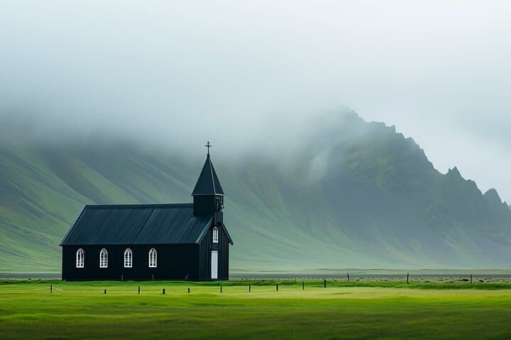 Snæfellsnes Peninsula Private Tour: Kirkjufell, Snæfellsjökull & Seals