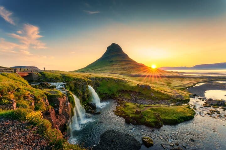 Snæfellsnes Peninsula Private Tour: Kirkjufell, Snæfellsjökull & Seals photo 2