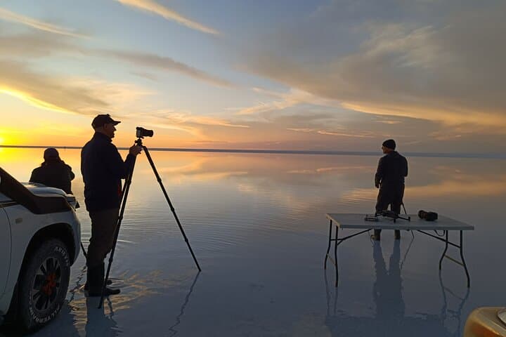 Biking the Salar de Uyuni: Private Day Ride Across the World's Largest Salt Flat photo 3