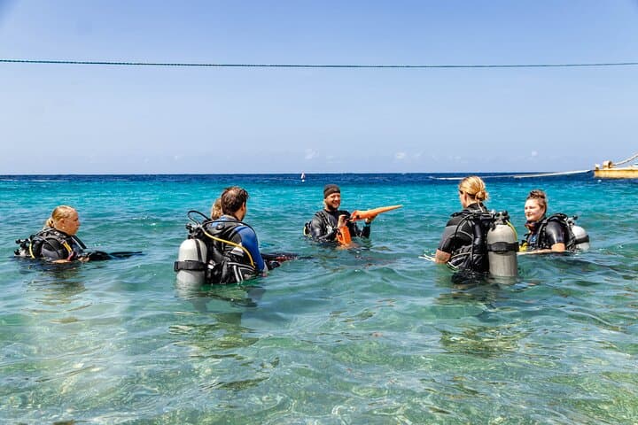 PADI Advanced Open Water Course in Curaçao — 2-Day Certification with Night Dive photo 3