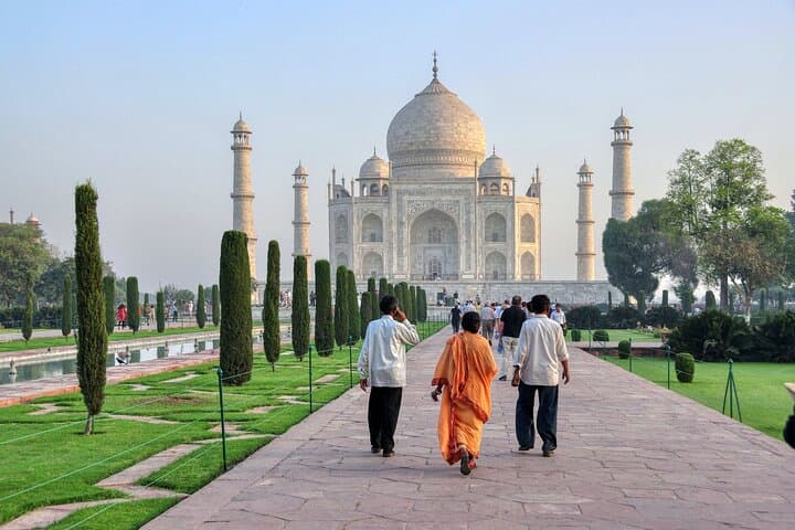 Same-Day Taj Mahal from Bangalore: Fly to Agra and Return in One Day photo 6