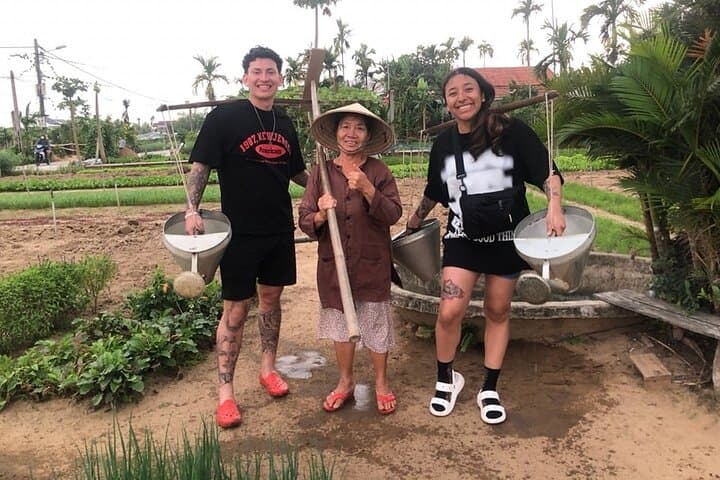 Hoi An Island Village Tour: Coconut Basket Boats, Cam Kim Workshops & Tra Que Farms photo 2