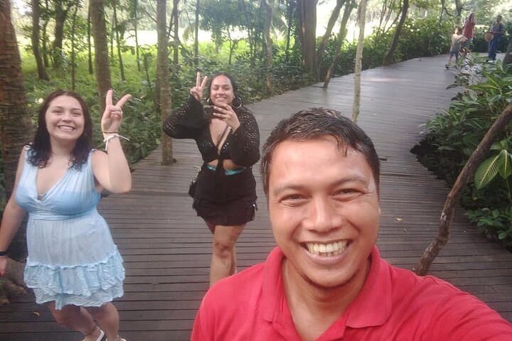 Ubud Rice Terraces & Jungle Swing: Private Full-Day Tour to Tegalalang, Gunung Kawi & Tegenungan photo 5