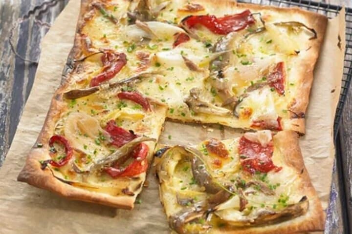 Palma Street Food Tour: Santa Catalina Market to S'Olivera — A Local Culinary Walk
