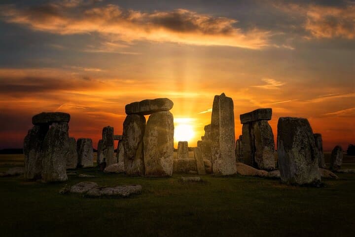 Mystical Stonehenge Day Tour from London: Explore the Ancient Stone Circle