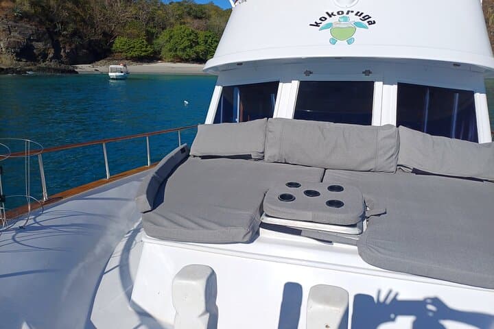 Private Playa Flamingo Boat Tour — Snorkel, Lunch & Open Bar photo 6