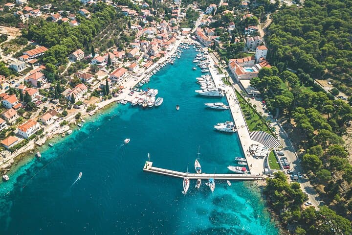 Half-Day Private Boat to Blue Lagoon & Šolta from Trogir or Split
