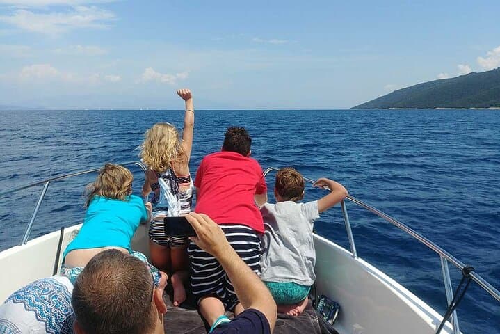 Half-Day Private Boat to Blue Lagoon & Šolta from Trogir or Split photo 4