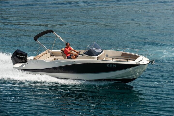 Half-Day Private Boat to Blue Lagoon & Šolta from Trogir or Split photo 5