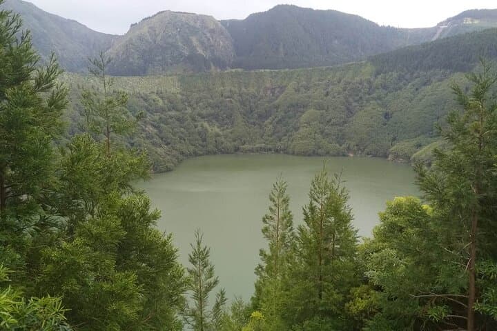 Sete Cidades Lagoons Private Tour — São Miguel's Twin Lakes by Road photo 4
