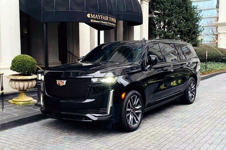Luxury Private Transfer from New York City to LaGuardia Airport (LGA)