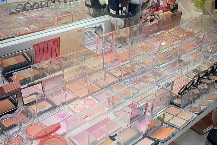 Gangnam Celebrity Makeover: K-Pop Makeup, Hair & Studio Photoshoot in Seoul photo 5