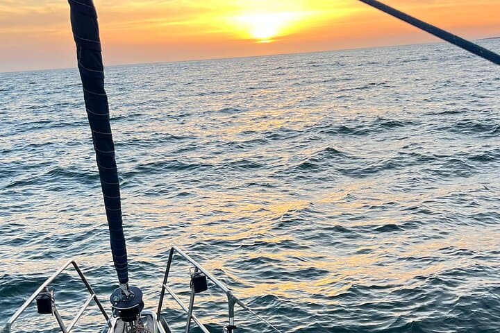 Private Sailing Proposal or Vow Renewal on the Tagus River in Lisbon photo 4