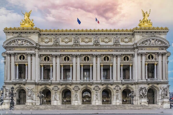 Half-Day Private Tour of Paris from Airport with a Local Guide photo 3