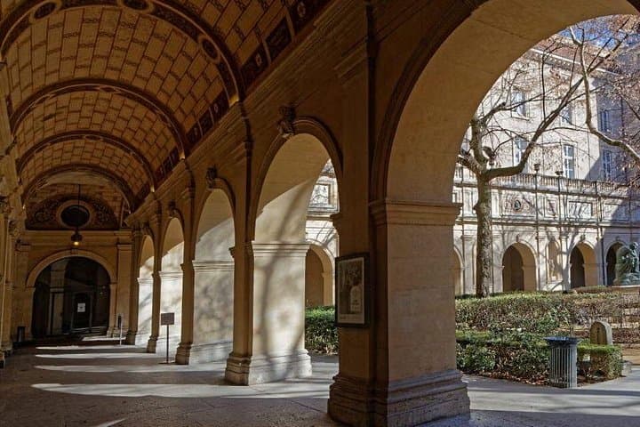 Explore Lyon on Foot: 2-Hour Guided Walking Tour of Vieux Lyon & Presqu’île photo 4