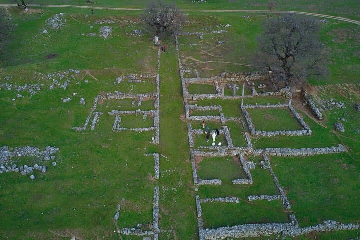 Explore Antigonea: Day Trip to Pyrrhus’s Ancient City from Gjirokastër photo 3