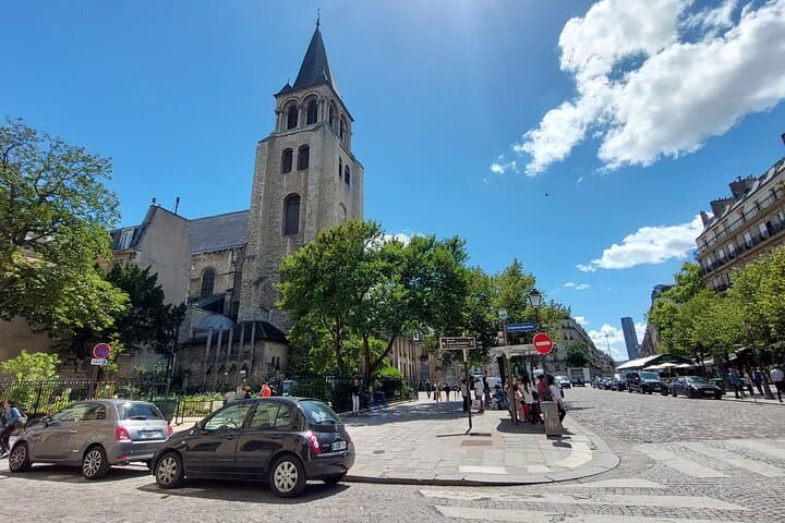 Left Bank & Île de la Cité Walking Tour with Pastry and Chocolate Tastings — Paris photo 2