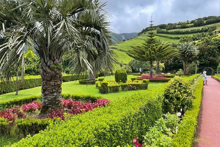 East São Miguel Nordeste Private Van Tour: Cliffs, Waterfalls & Lookouts photo 3