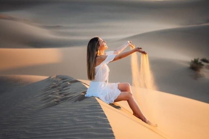 Private Evening Desert Safari with BBQ Dinner and Sand Boarding in Dubai photo 4
