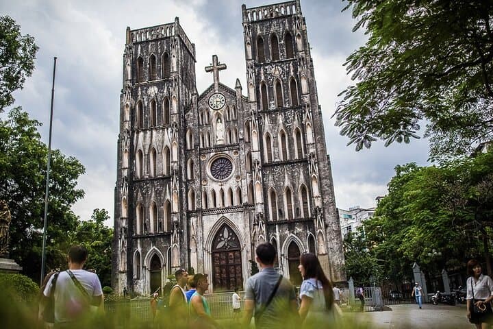 Hanoi in Six Hours: Private Layover Tour From Noi Bai Airport photo 2