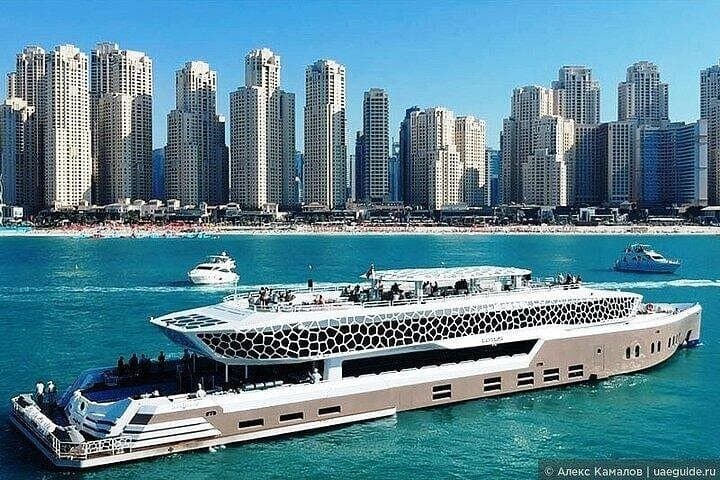 Lotus Mega Yacht Dinner Cruise Dubai Marina — 3-Hour Luxury Dinner & Entertainment photo 1