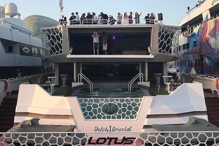 Dubai Marina Lotus Mega Yacht Dinner Cruise: VIP Skyline Dinner & Live DJ photo 2