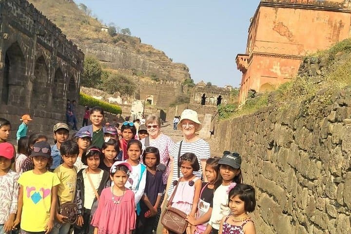 From Ajanta & Ellora to the Taj: 11-Day Historical Caves and Kashmir Valley Tour