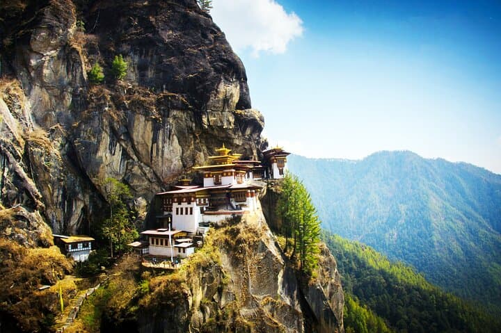 Bhutan 4-Day Private Tour from Kathmandu: Thimphu, Punakha & Paro Highlights