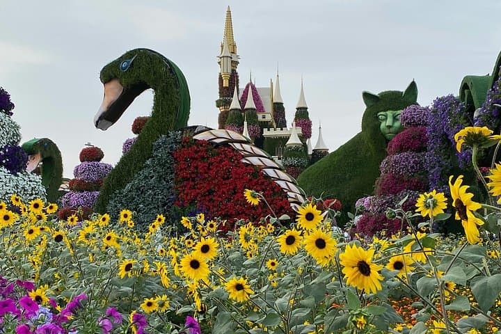 Dubai Miracle Garden & Global Village Day Tour with Hotel Pickup photo 3