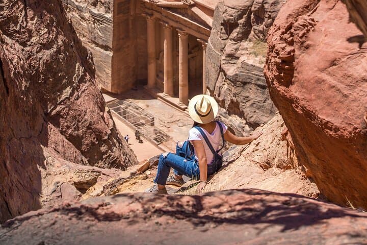 5-Day Private Jordan Highlights: Petra, Wadi Rum & Dead Sea Tour