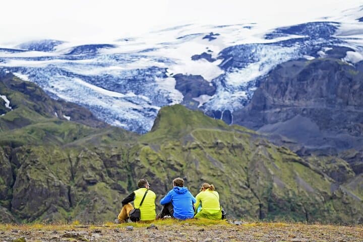 4-Day Laugavegur Trek: Landmannalaugar to Þórsmörk Camping Trek