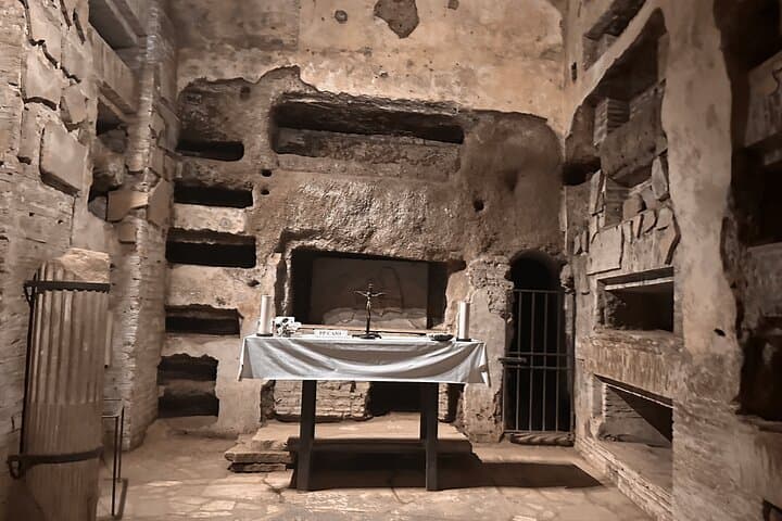 Private Rome Catacombs Tour with Chauffeur — St. Callixtus & St. Sebastian photo 2