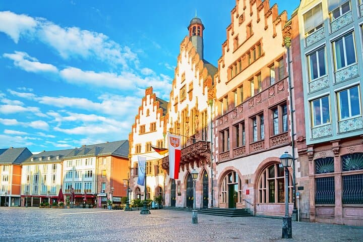 Frankfurt Scavenger Hunt: Self-Guided Rothschild City Game photo 2