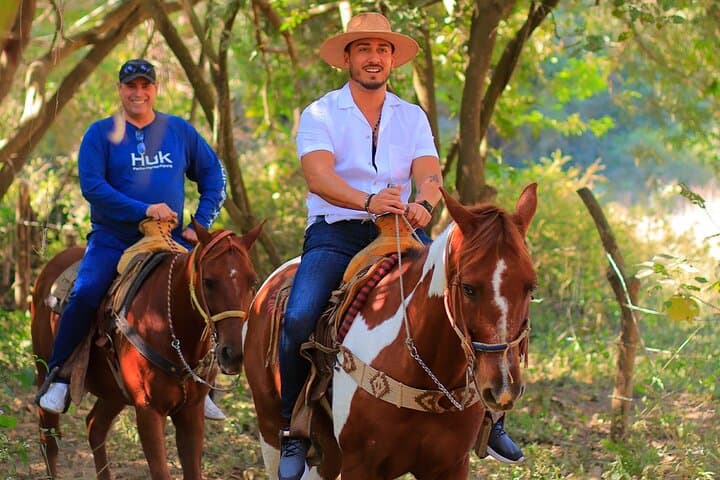 Gallop Through Jungle and Shoreline: Horseback Riding in Sayulita photo 4
