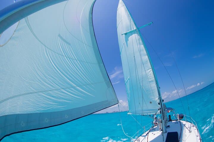 Private Cancun Sailboat Cruise to Isla Mujeres — Snorkel, Playa Norte & Onboard Drinks photo 1