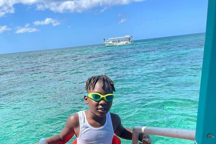 Negril Guided Snorkeling: Reef, Shipwreck Anchor & Cannon Adventure photo 3