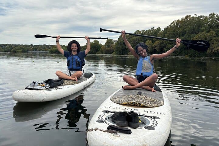 Congress Avenue Bat Bridge Paddleboard Tour — Lady Bird Lake Bat Watching at Dusk photo 6