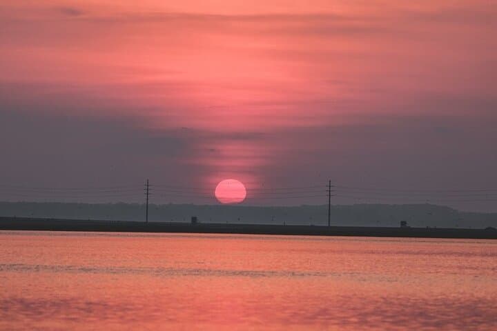 Sunset Skiff Rental on Chincoteague Island: 2-Hour Evening Boat Cruise photo 1