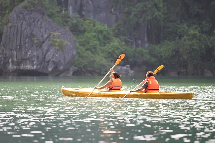 Halong Bay Full-Day Premium Cruise: Sung Sot Cave, Kayak & Titop Island photo 4