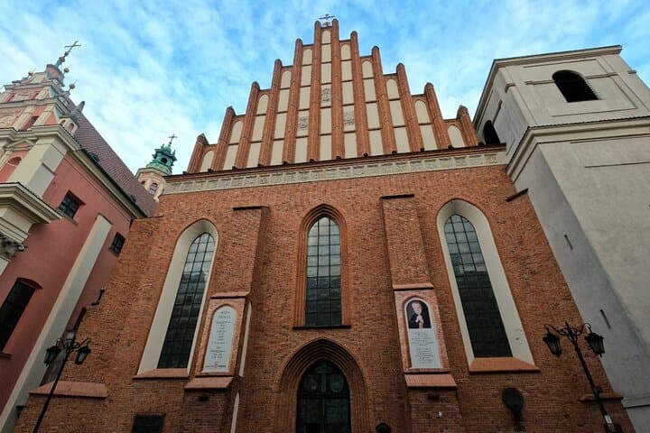 Medieval Warsaw GPS App: Self-Guided Walking Game Through Old Town photo 4