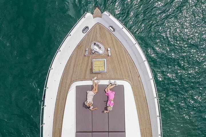 Private Bosphorus Yacht Cruise in Istanbul: Luxury 2-Hour Sunset Tour photo 2