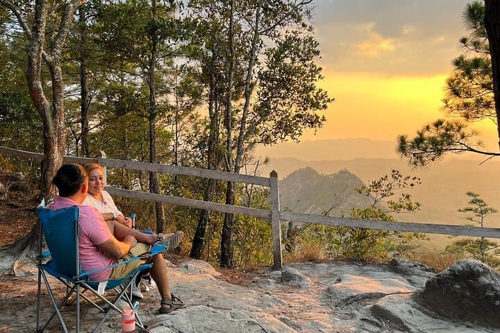 One-Day Granada, Catarina & San Juan del Sur: Colonial Walks and Sunset Lookout