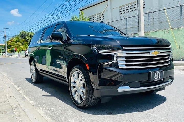 Private Luxe Black Car Transfer — Punta Cana Airport to Cap Cana, Bávaro & Punta Cana photo 1
