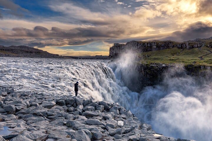 Dettifoss, Asbyrgi & Mývatn Express from Húsavík — Diamond Circle Highlights