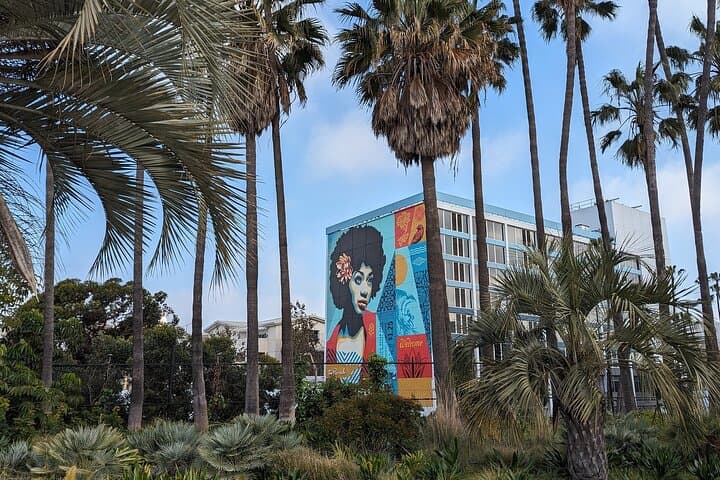 Explore Santa Monica with a Scavenger Hunt Adventure photo 6