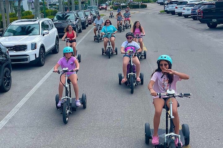 Electric Trike Tour of Naples — 90-Min Family-Friendly City Ride photo 2