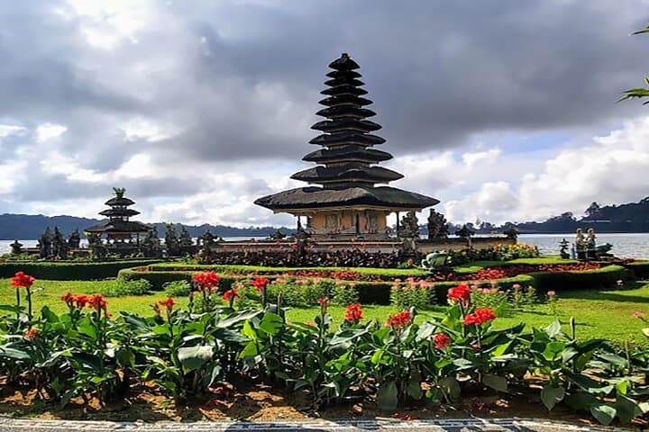 Bedugul Day Tour: Ulun Danu, Wanagiri & Alas Kedaton Monkey Forest photo 6